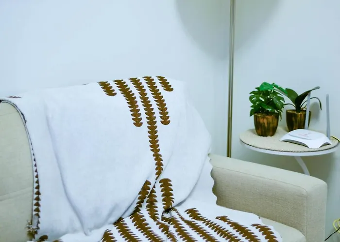 Apartahotel Cozy Unit In Shore 2 Residences - Imperial
